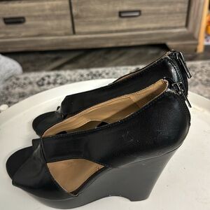 Nine West NWOT Comfortable Wedges